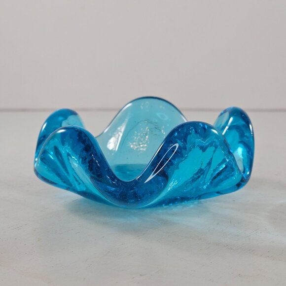 Vintage Blue Art Glass Wavy Edge Ashtray Votive Holder Trinket Dish - Picture 4 of 8